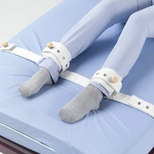 Betegrögzítő pánt lábra mágneszárral (bokafixáló ágyba, AD-67)