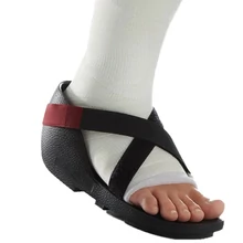 Járótalp gipszelt lábra, jobbos és balos, Cellona