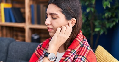 A hűvös idő és a fülgyulladás: miért gyakoribb ősszel és hogyan előzhetjük meg?