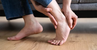 Sarokfájdalom és Achilles ín problémák – okok, tünetek és kezelési lehetőségek 