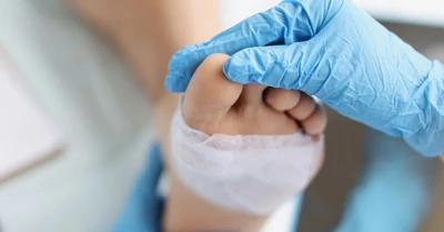 A nehezen gyógyuló seb tünetei, okai és hatékony kezelési módszerei