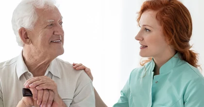 A házi idősgondozás ellátásához szükséges készségek és eszközök